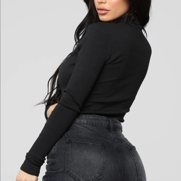 Fashion Nova Body Suit. - Picture 3 of 5